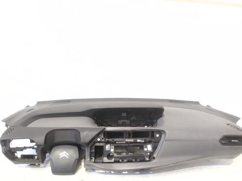 Used Dashboard Dashboard 38176542 38176542