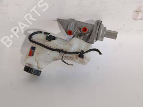 Used Brake master cylinder RENAULT MEGANE IV Hatchback (B9A/M/N_) 1.2 TCe 130 (B9MR) (130 hp) 18084832