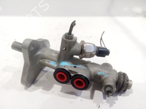 Used Brake master cylinder MERCEDES-BENZ C-CLASS (W203) C 220 CDI (203.006, 203.008) (143 hp) 23137632