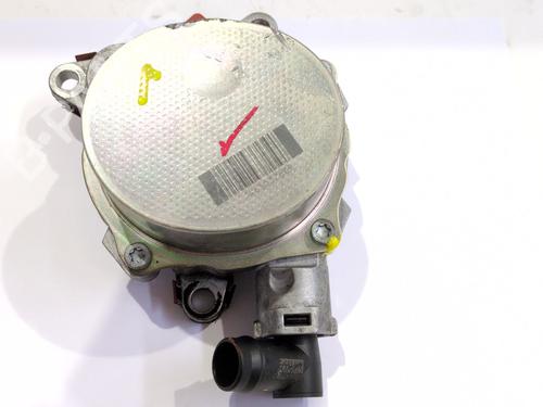 Used Vacuum pump RENAULT MEGANE IV Hatchback (B9A/M/N_) 1.6 dCi 130 (B9A4) (130 hp) 32666877