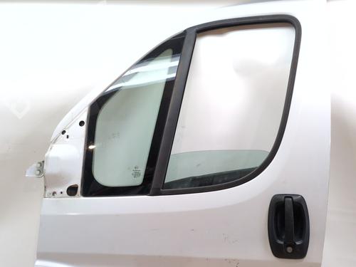 BP30588358C2 main image