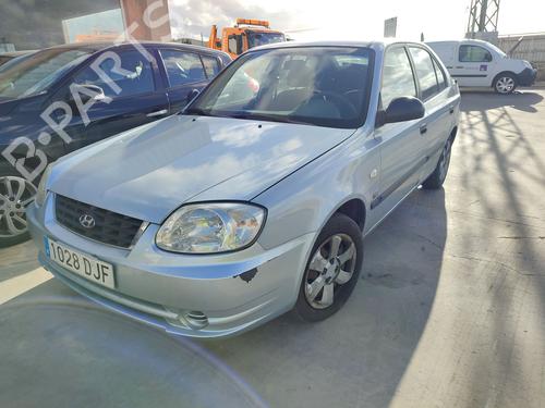 Left taillight HYUNDAI ACCENT II (LC) 1.5 CRDi | BP31665707C34