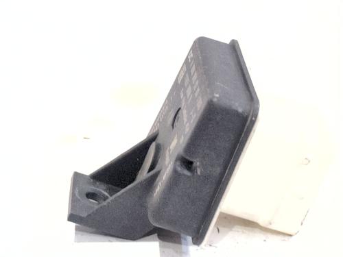 Electronic module MITSUBISHI COLT VII Hatchback (VB_) | BP38304171M83 - Image 2