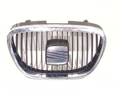 grille-seat-leon-1p1-2005-2006-2007-2008-2009-2010-2011-2012-2013-32983470 main image