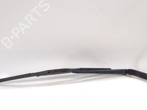 Used Front windshield wiper arm LEXUS IS III (_E3_) 300h (AVE30_, AVE30R) (223 hp) 29280820