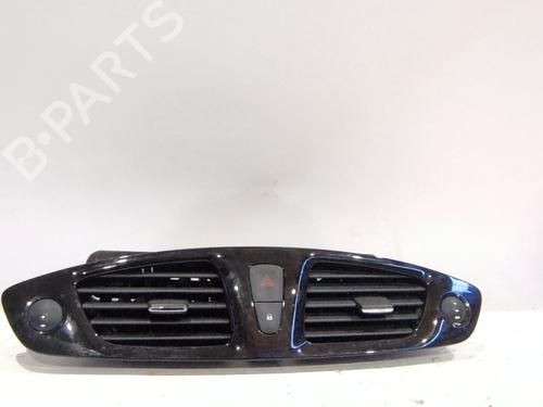 Used Air vent RENAULT SCÉNIC III (JZ0/1_) 1.5 dCi (110 hp) 25005804
