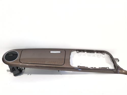 Used Glove box Glove box 39464685 39464685