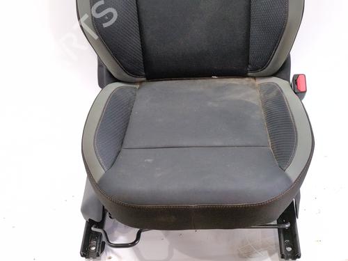 Right front seat DACIA DUSTER (HM_) 1.5 dCi 115 (HMAD) | BP36322015C16 - Image 4
