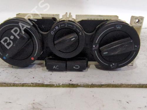Used Climate control VW GOLF IV (1J1) 1.4 16V (75 hp) 25933983