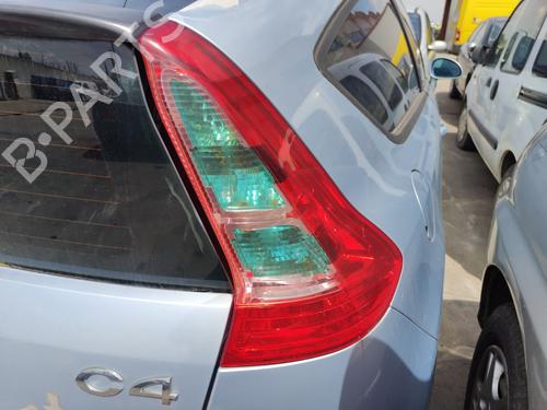 Used Right taillight CITROËN C4 Coupe (LA_) 1.6 16V (109 hp) 30157462