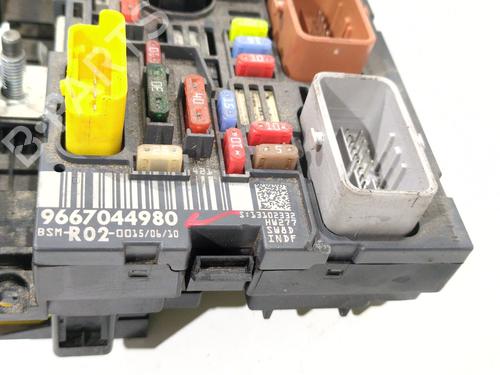 Fuse box PEUGEOT 5008 (0U_, 0E_) | BP32163775E1