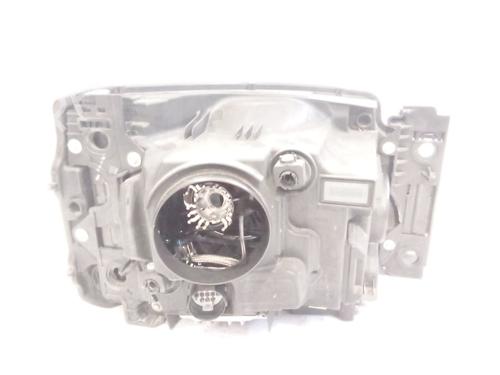 Left headlight LAND ROVER DISCOVERY IV (L319) 3.0 TD 4x4 | BP18410704C28 