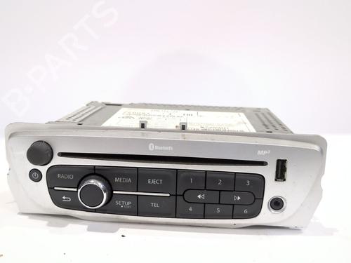 Used Radio RENAULT MEGANE III Hatchback (BZ0/1_, B3_) 1.5 dCi (BZ09, BZ0D, BZ1W, BZ29, BZ14) (110 hp) 28003593