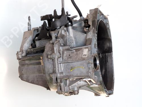gearkasse-renault-captur-ii-hf_-2020-36994147 main image