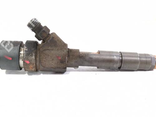 Used Injector Injector RENAULT SCÉNIC II (JM0/1_) 1.9 dCi (JM0G, JM12, JM1G, JM2C) (120 hp) 33735789 33735789