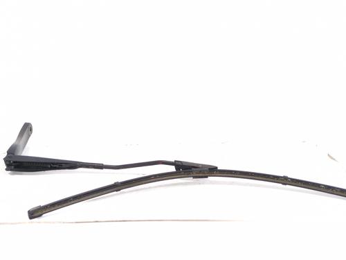 front-windshield-wiper-arm-renault-talisman-grandtour-kp_-2016-2017-2018-2019-2020-2021-2022-34695398 main image