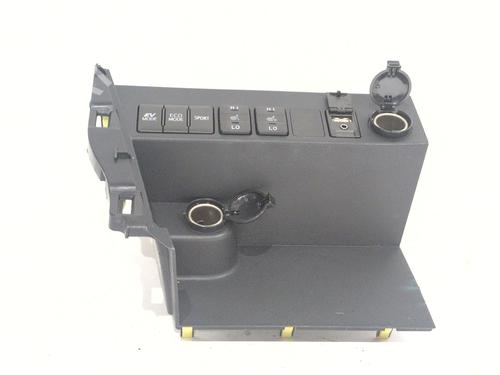 Used Switch TOYOTA RAV 4 IV (_A4_) 2.0 4WD (ZSA44_) (151 hp) 31157745