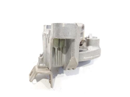 Used Engine mount MERCEDES-BENZ B-CLASS Sports Tourer (W246, W242) B 180 CDI / d (246.212) (109 hp) 17821306