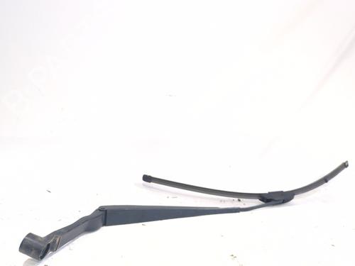 front-windshield-wiper-arm-renault-kadjar-ha_-hl_-2015-33977494 main image