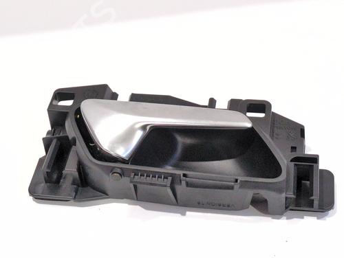 front-right-interior-door-handle-peugeot-2008-ii-ud_-us_-uy_-uj_-ur_-uc_-2019-30458866 main image