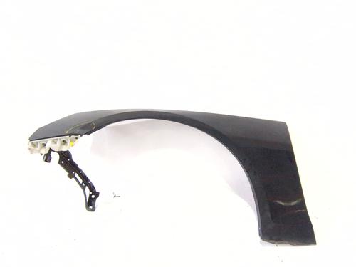 left-front-fenders-audi-a4-b9-8w2-8wc-2015-32720066 main image