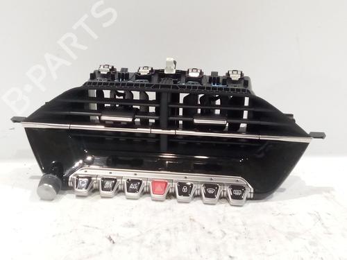 Kombi Kontakt / Stilkkontakt PEUGEOT 208 II (UB_, UP_, UW_, UJ_) 1.2 PureTech 100 9823457080