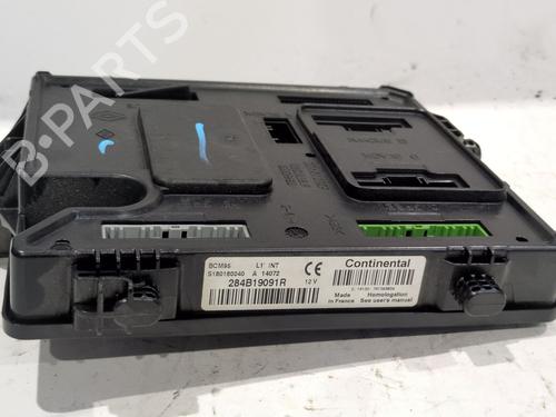 Used Electronic module RENAULT SCÉNIC III (JZ0/1_) 1.5 dCi (110 hp) 25005800