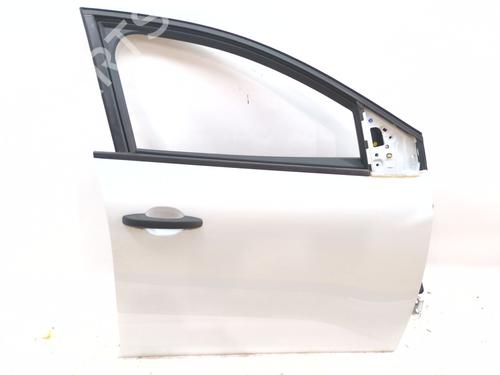 right-front-door-dacia-sandero-iii-2021-38591063 main image