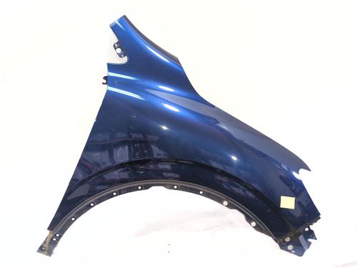 Guarda-lamas direito Guarda-lamas direito RENAULT KADJAR (HA_, HL_) 1.5 BLUE dCi 115 (HLA6) (116 hp) 35788031 35788031