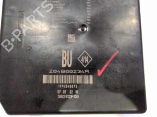 Fuse box RENAULT MEGANE IV Hatchback (B9A/M/N_) 1.5 dCi 110 (B9A3) | BP38176545E1 - Image 3