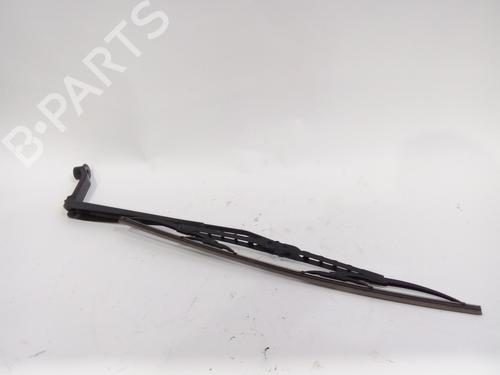 Used Front windshield wiper arm MITSUBISHI PAJERO IV (V8_W, V9_W) 3.2 DI-D 4WD (V98W, V88W) (190 hp) 17819989