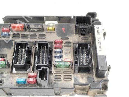 Used Fuse box PEUGEOT 206 Hatchback (2A/C) 1.4 i (75 hp) 31929151