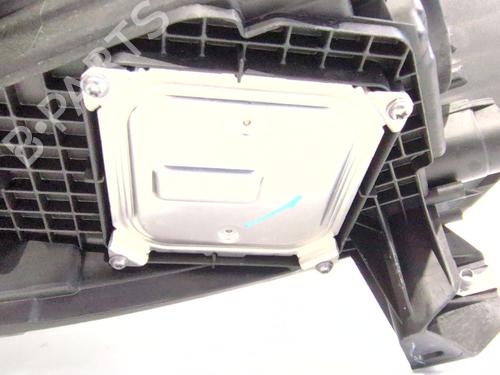 Right headlight RENAULT KADJAR (HA_, HL_)  | BP29764760C29 