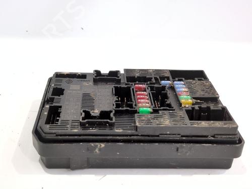 Used Fuse box DACIA SANDERO III 1.0 TCe 90 (91 hp) 27174024
