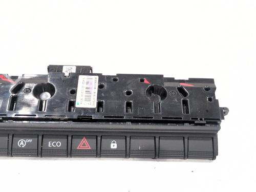 BP30573262I30 main image