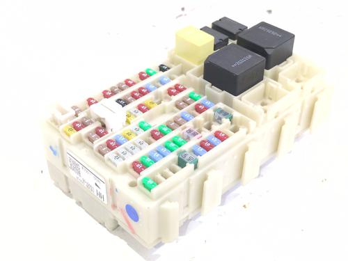 Used Fuse box Fuse box 38325536 38325536