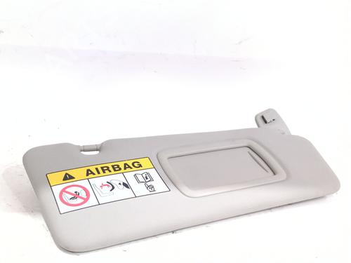 Højre solskærm Højre solskærm 38201009 38201009