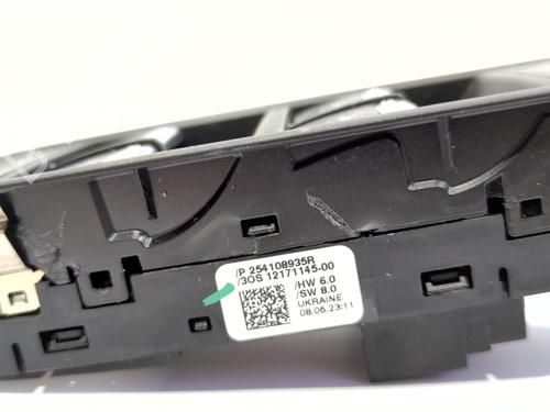 Left front window switch RENAULT CAPTUR II (HF_) | BP39094138I27 - Image 3