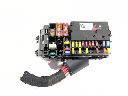 Fuse box OPEL ASTRA K (B16) 1.2 Turbo (68) | BP29249056E1