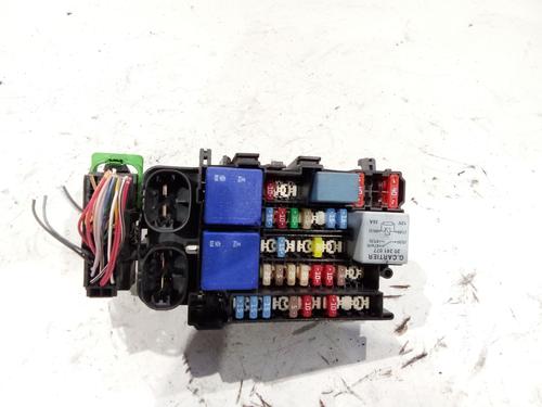 Fuse box RENAULT MEGANE III Hatchback (BZ0/1_, B3_) 1.2 TCe (BZ2B, BZ11) | BP17819852E1 