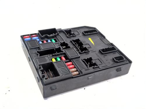 fuse-box-renault-kadjar-ha_-hl_-2015-36319419 main image