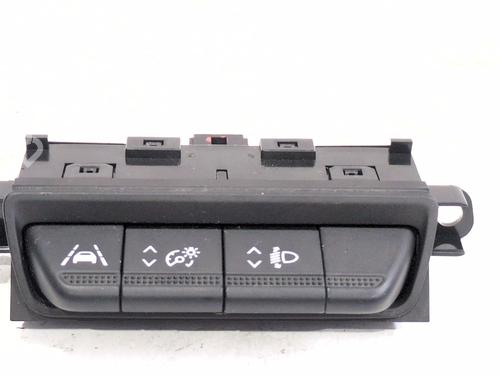 BP30573288I30 main image