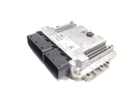 Used Engine control unit (ECU) FORD RANGER (ET) 2.5 TDdi (143 hp) 30616425