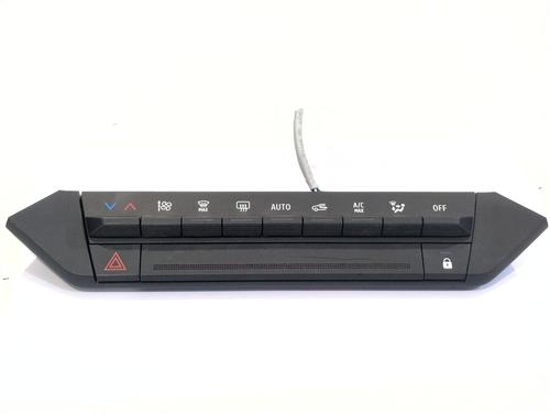 Used Climate control Climate control 38286136 38286136