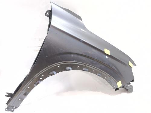 Used Right front fenders Right front fenders 37260758 37260758