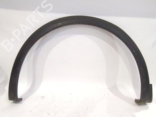 Used Front left wheel arch trim Front left wheel arch trim 37174070 37174070