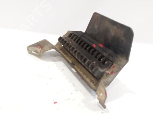 Used Fuse box MERCEDES-BENZ /8 (W115) 200 D (115.115) (55 hp) 22983960