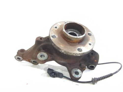 Fusee links voor DACIA DUSTER (PYM_, PYN_)  | BP29734578M25 