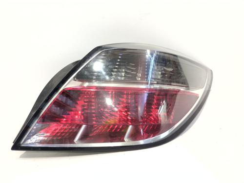 right-taillight-opel-astra-h-gtc-a04-2005-2006-2007-2008-2009-2010-36552254 main image