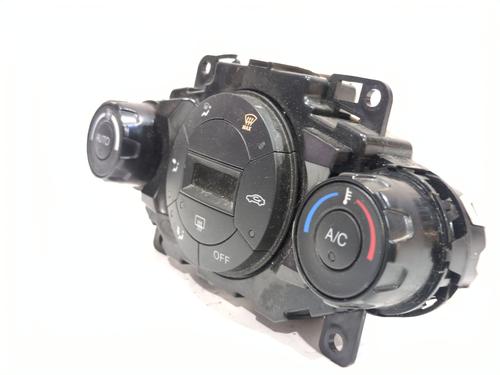 Commande Chauffage FORD FIESTA VI (CB1, CCN) 1.4 | BP29357432I5